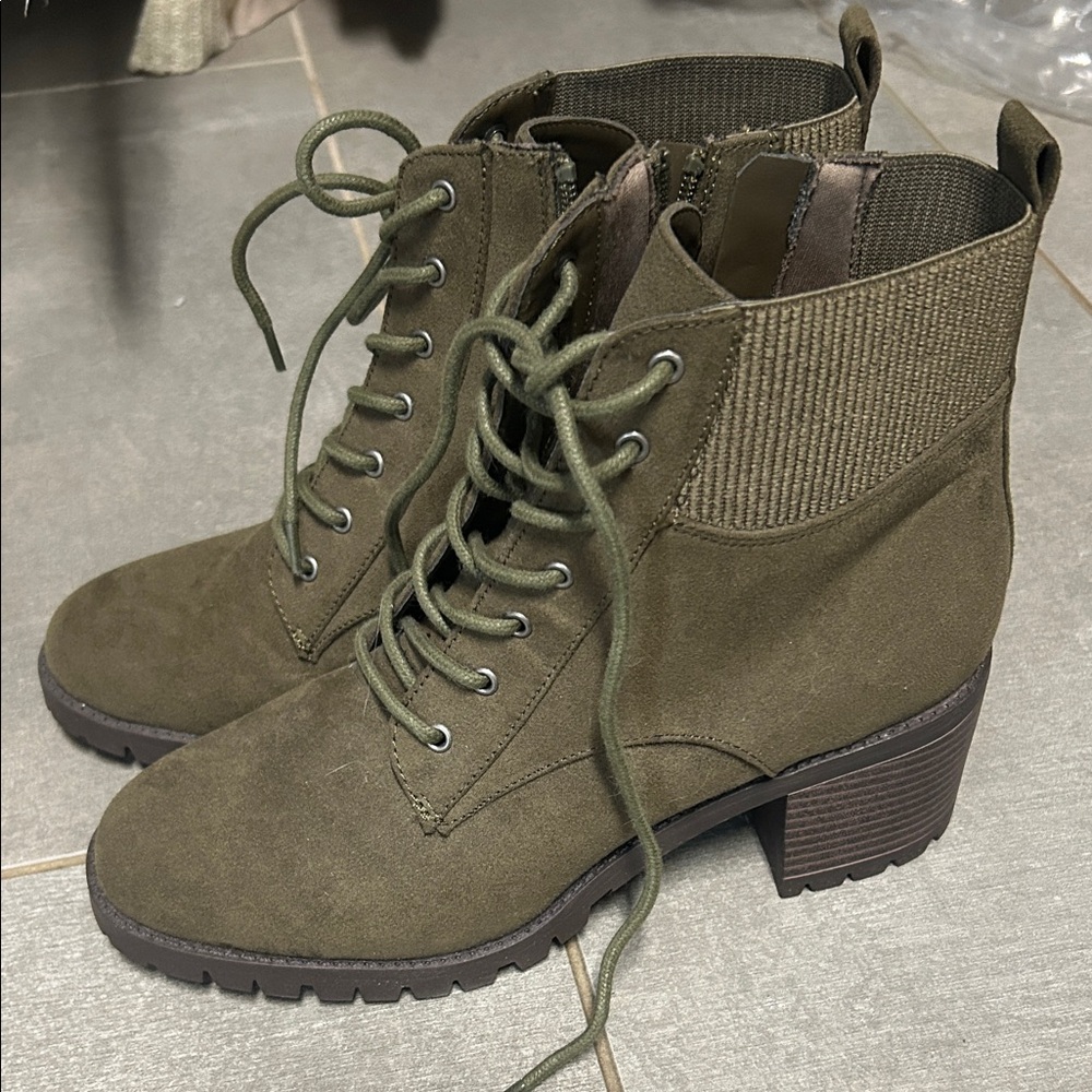 Market & Spruce Olive Lace-Up Chunky Heel Ankle Boots